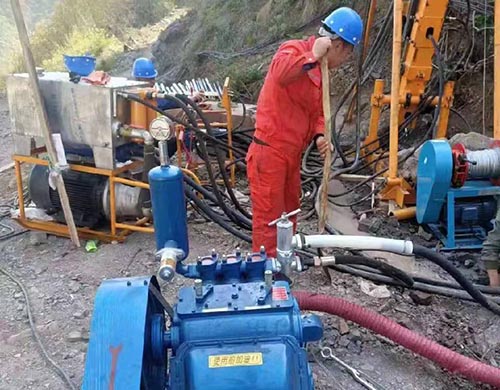 Full hydraulic tunnel drill field case